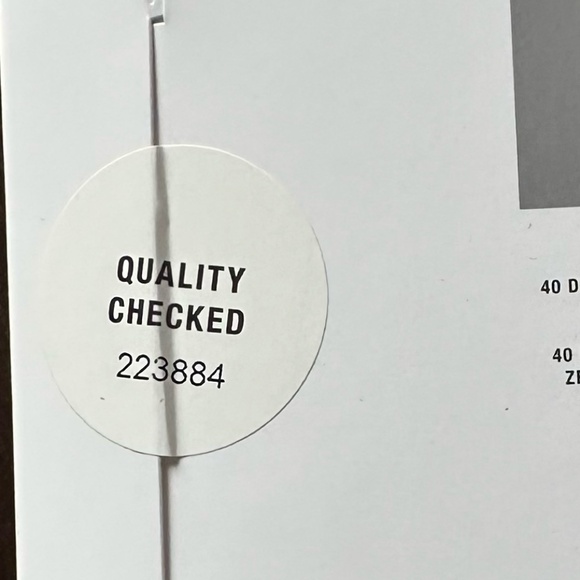 Wolford "Nearly Black" Neon 40 Tights - Picture 3 of 4